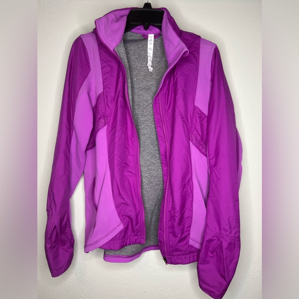 Lululemon Kanto Catch Me Run Jacket Ultra Violet Hood Full Zip Size 10 Running